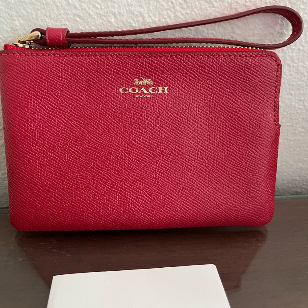 COACH Red Leather Wristlet Zip Pouch